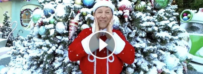 STAGE TUBE: Sean Hayes Lip Syncs to Barbra Streisand's Holiday Classic- 'Jingle… Video