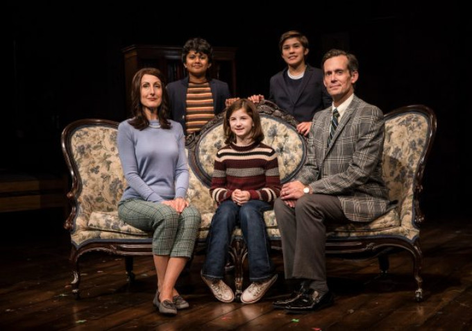 Review Roundup: FUN HOME at Victory Gardens Theatre Image