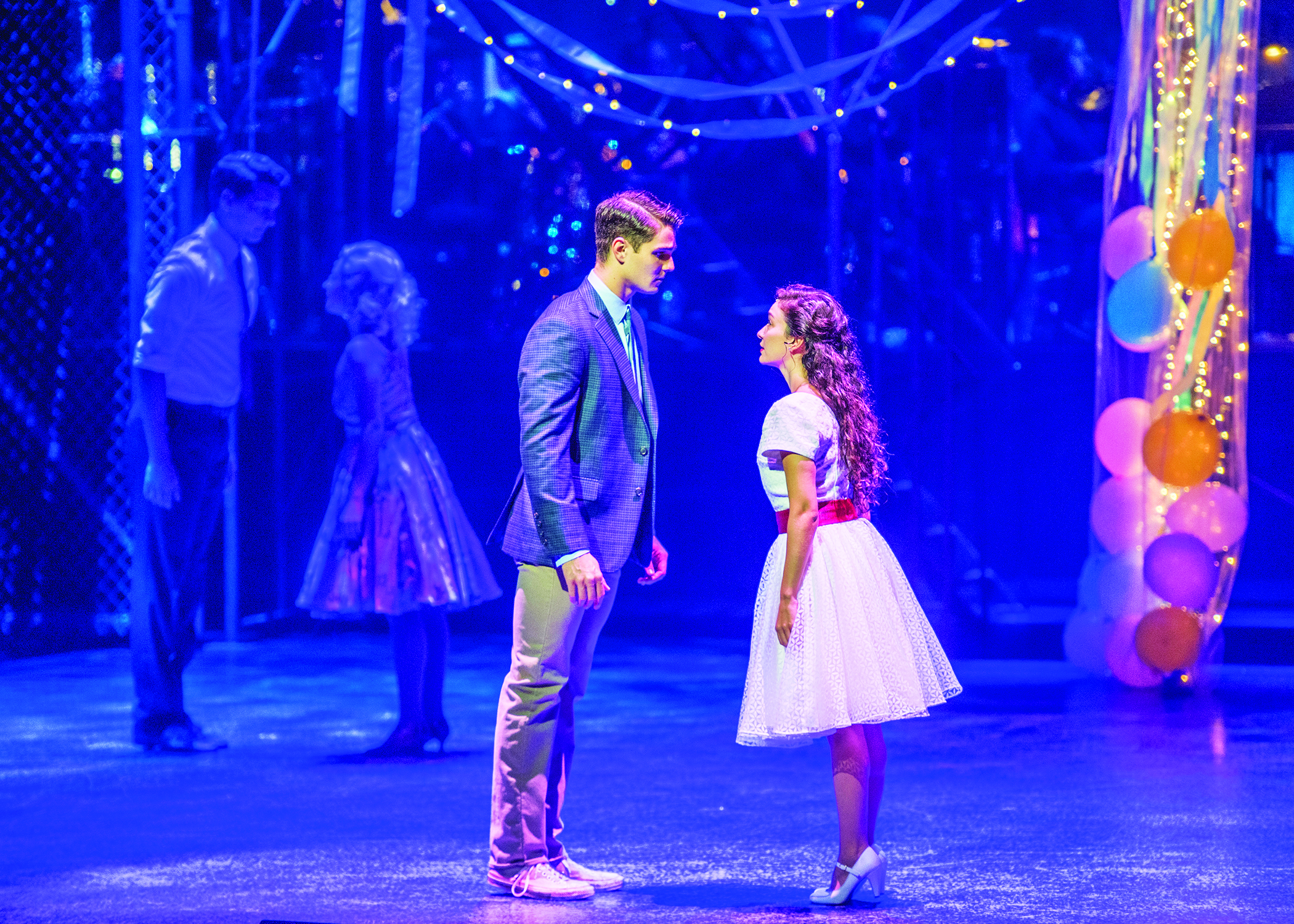Review: WEST SIDE STORY At Lyric Theatre Brings Surprising And Profound Depth Alongside Exquisite Dancing Image