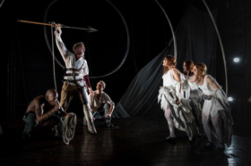 Review: MOBY DICK at Lookingglass Theatre Company Image