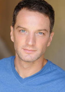 Euan Morton to be Crowned King George III in HAMILTON on Broadway Image
