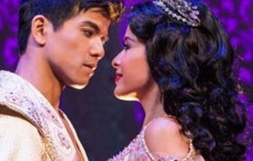 Beyonce Continues Broadway Binging with Visit to ALADDIN Image