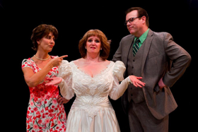 SOUTHERN FRIED NUPTIALS Opens this Week at Derby Dinner Playhouse Image