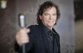 BJ Thomas Comes to Poway OnStage Image
