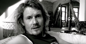 Actor Julian Rhind Tutt Helps Raise Money For The Unicorn Image