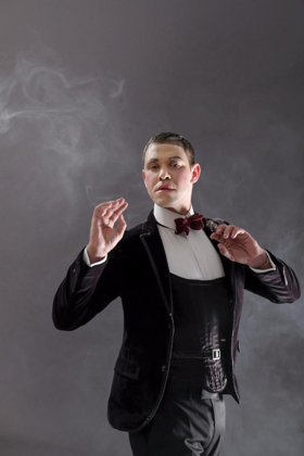 First Look At Will Young And Louise Redknapp In CABARET Image