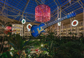 A COUNTRY CHRISTMAS Bringing Flurry of Preparations to Gaylord Opryland Resort Image