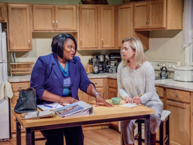 Review: FOSTER MOM at Premiere Stages is Charming and Enthralling Image