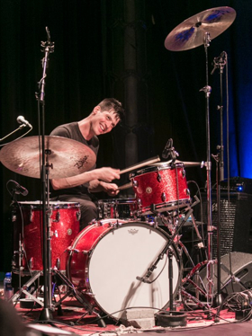 Drummer Ches Smith to Debut Chamber Noise Ensemble 'Laugh Ash' at Roulette Image