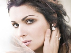 Anna Netrebko Muss Erste Trovatore-Vorstellung Absagen Image