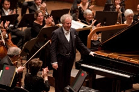 Andras Schiff to Return to New York Philharmonic as Conductor, Performer Image