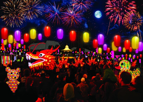 Moon Lanterns Light Up OzAsia Festival's Middle Week Image