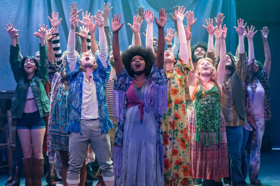 Review: HAIR at Mercury Theater Chicago Image
