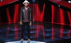 Star of Broadway Viral Videos Eric Lyn Joins THE VOICE Image