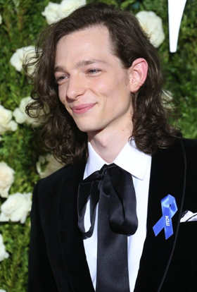 DEAR EVAN HANSEN's Mike Faist to Guest Star on NBC's LAW & ORDER: SVU Image