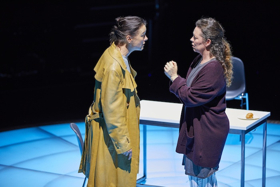 Review: MOSQUITOES, National Theatre Image
