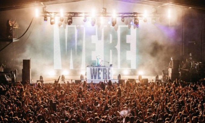 Review: HOT DUB TIME MACHINE, Latitude Festival Image
