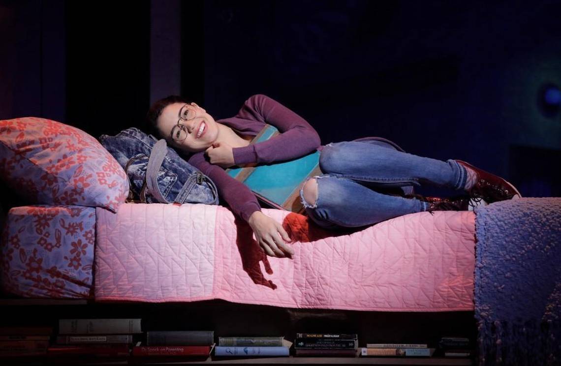 Review Roundup: BETWEEN THE LINES at Kansas City Rep Image