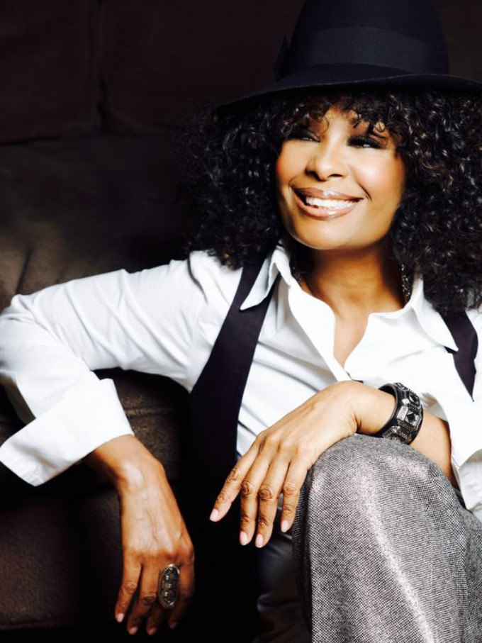 Review: VIVIAN SESSOMS at Wheatsheaf Hotel Image