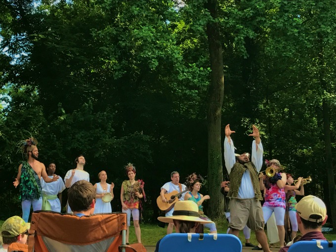 Review: A MIDSUMMER NIGHT'S DREAM at Baltimore Shakespeare Factory Creates Magic and Fun in the Forest Image
