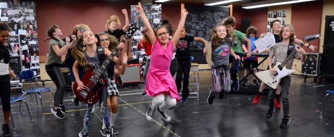 TV: There's No Way You Can Stop... the SCHOOL OF ROCK Tour! Go Inside Rehearsal! Video