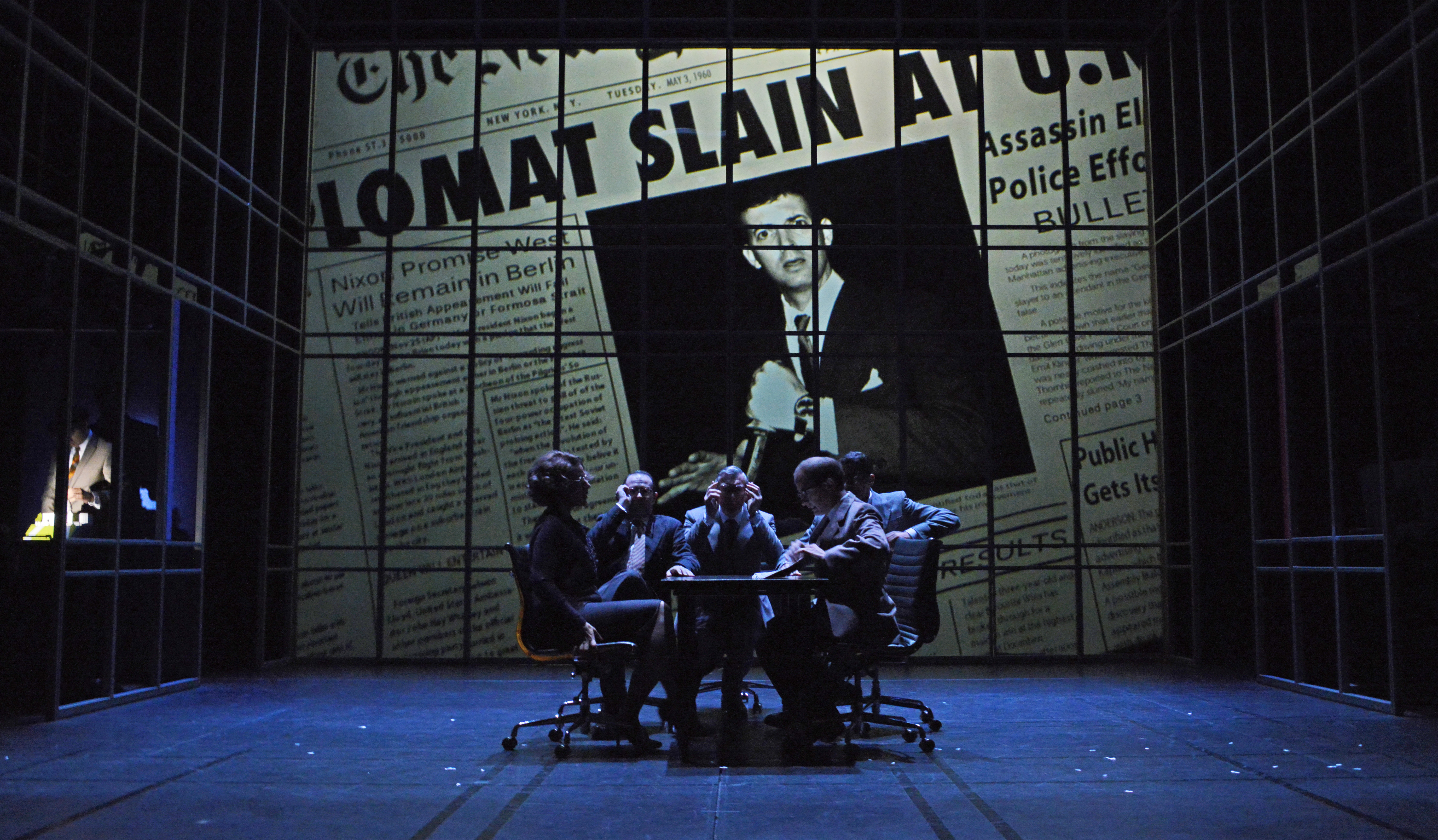 Review: Technical Wizardry Astounds in Mirvish's NORTH BY NORTHWEST Image