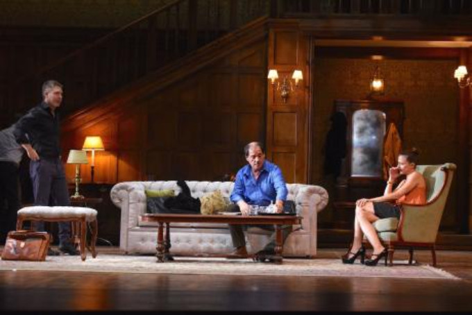 Review: UN RATO CON EL at ¨El Nacional¨ Theater Image
