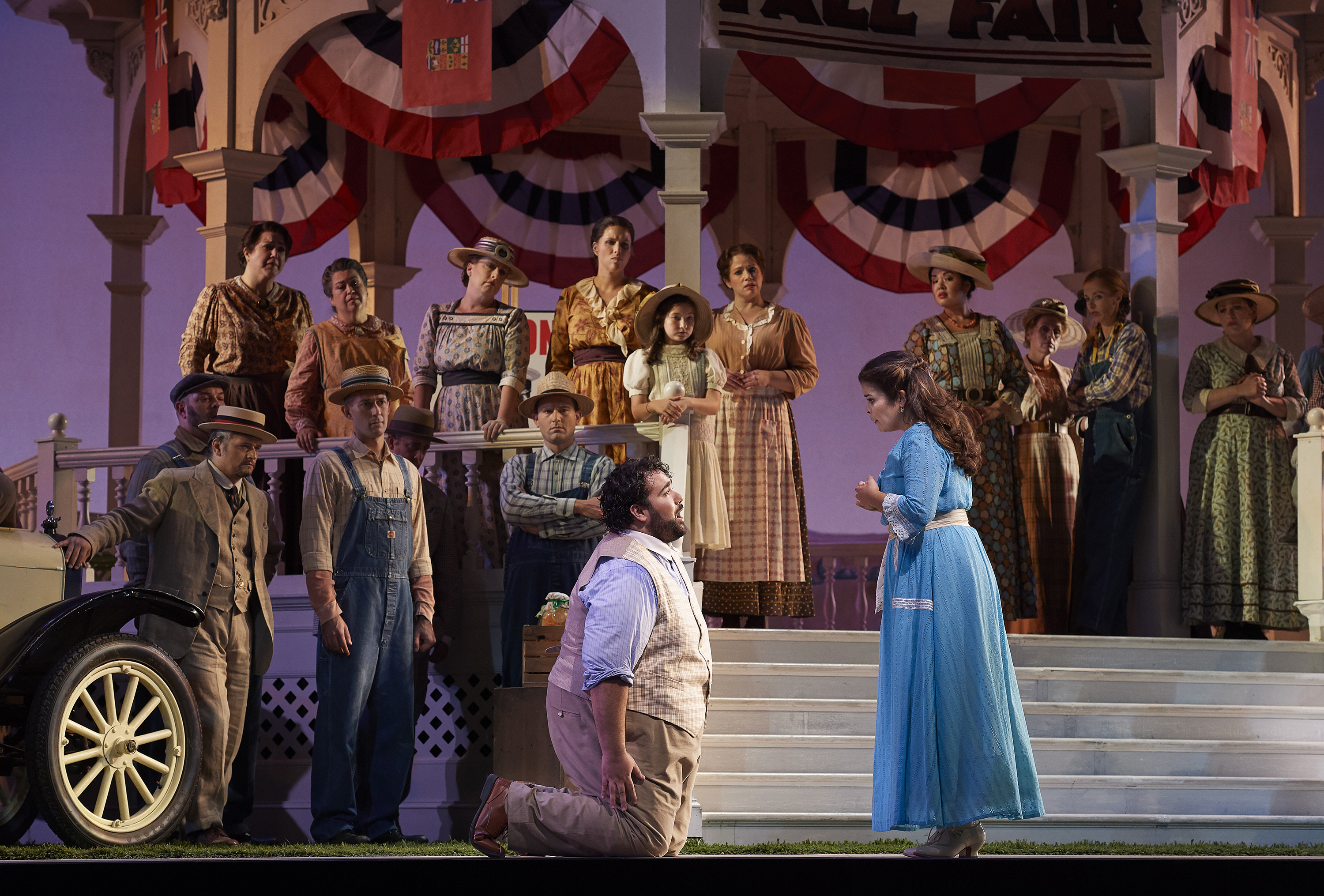 Review: COC's ELIXIR OF LOVE is Charming to the Core Image