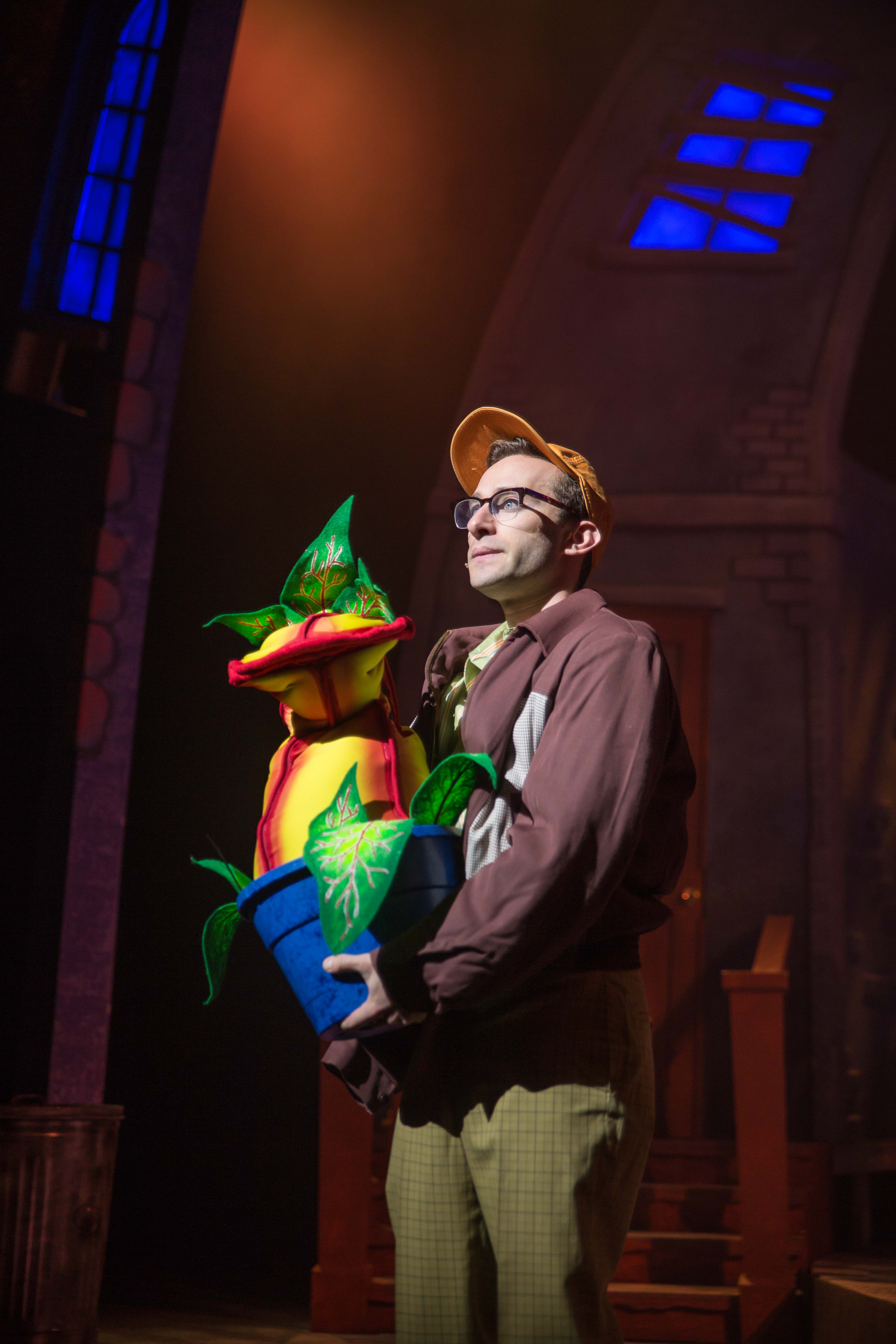 Review: LITTLE SHOP OF HORRORS at Fulton Theatre Image
