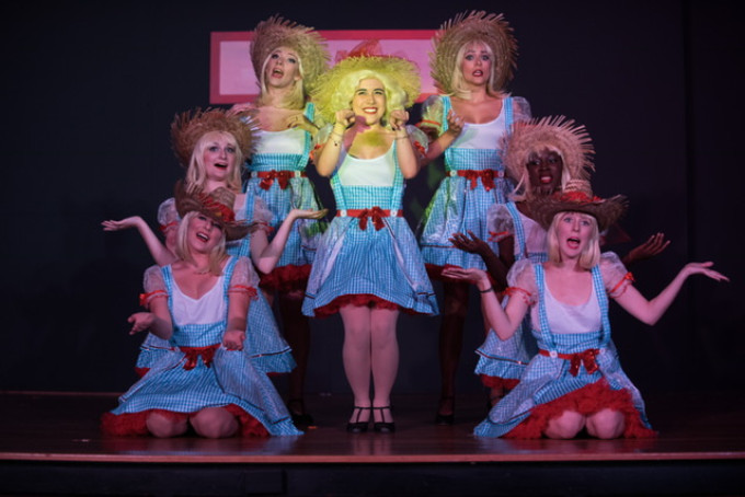 Review: The Bethany Stage's GUYS AND DOLLS Features Stand-Out Performances Image