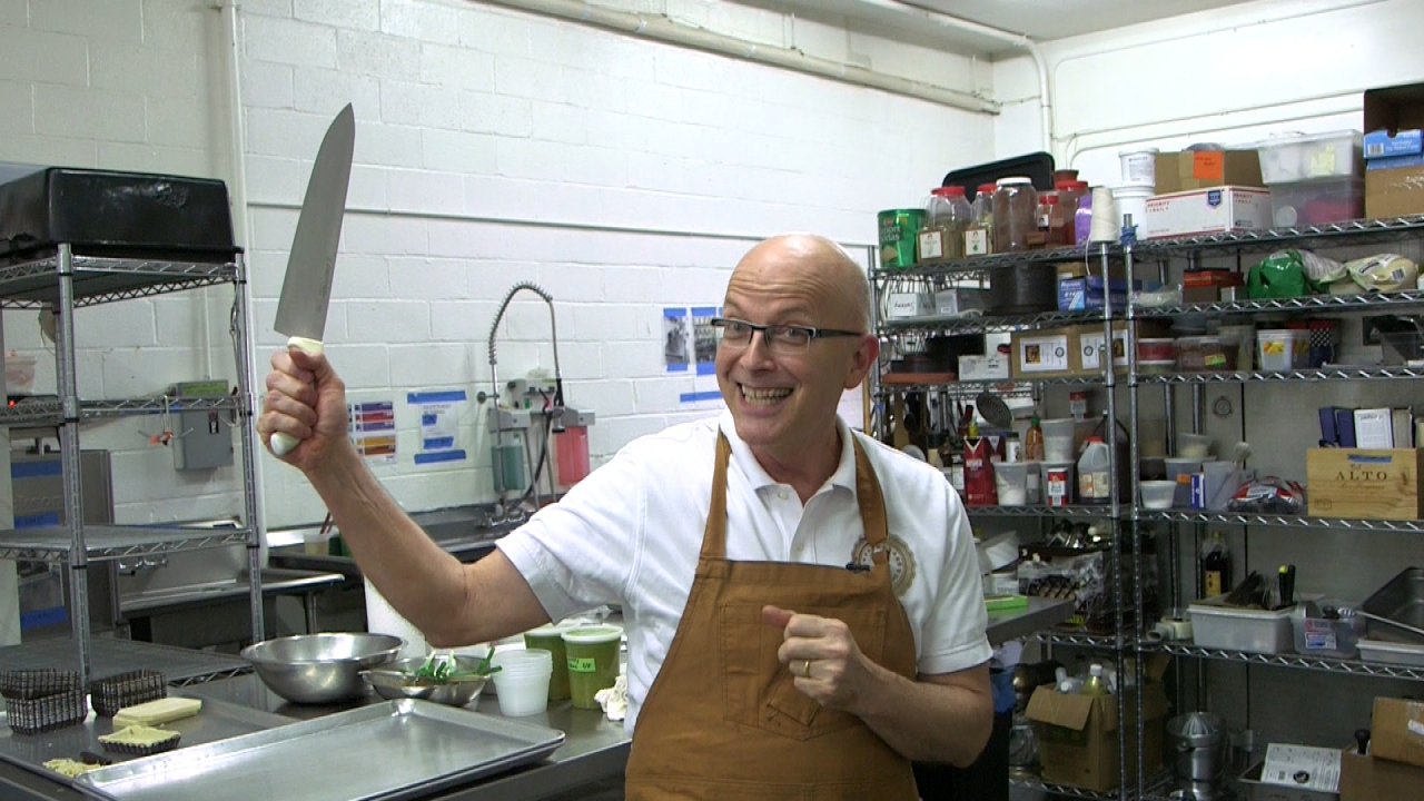 Former White House Pastry Chef Now Makes Pre-Show Meat Pies for SWEENEY TODD Image