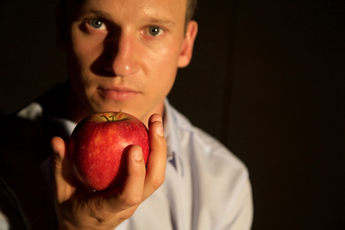 Interview: Five on Friday with Gideon Lombard of DIE REUK VAN APPELS at The Fugard Theatre Image