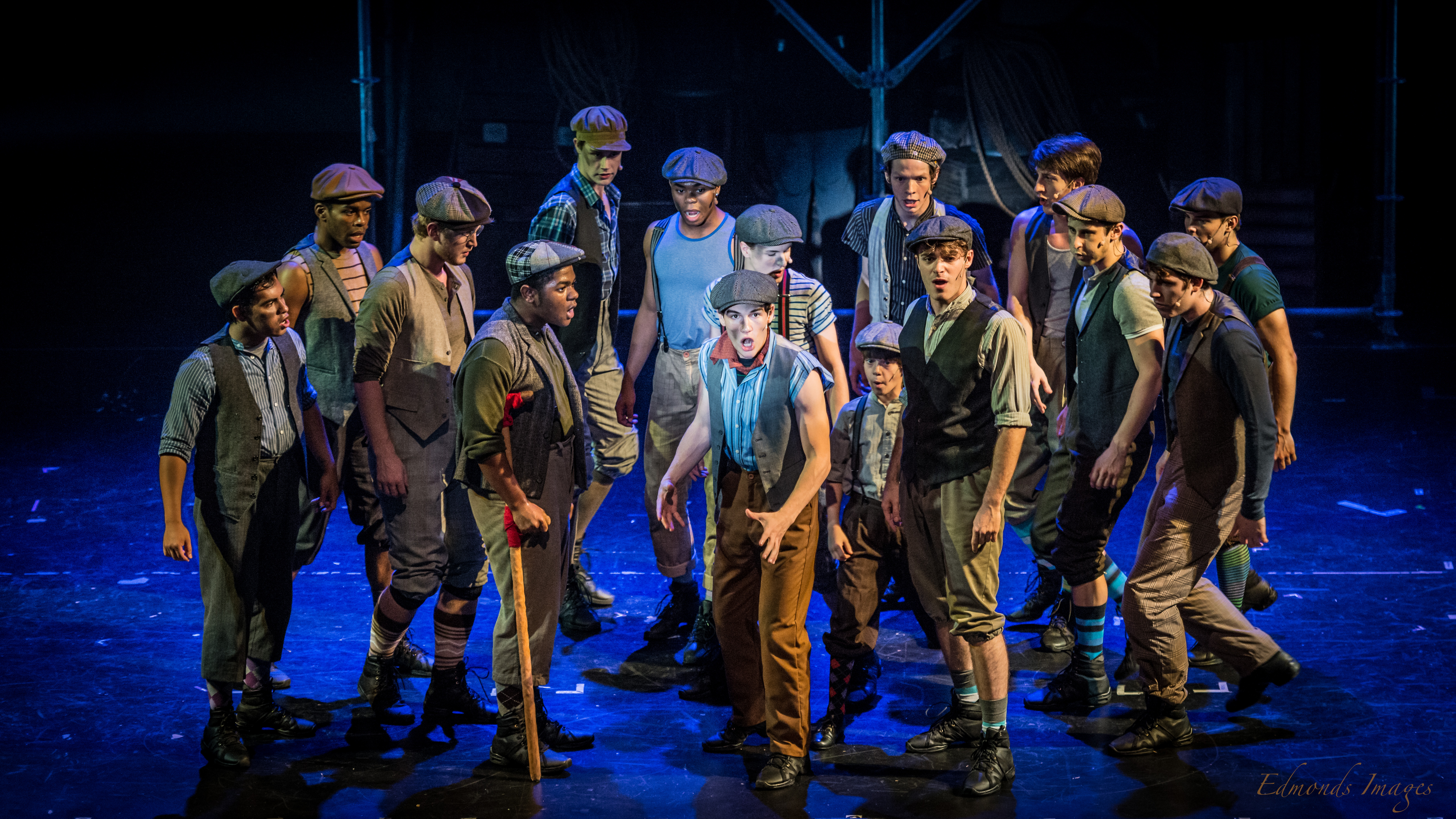 Review: 'Extra, Extra!' NEWSIES is a Runaway Hit at Red Mountain Theatre. Image
