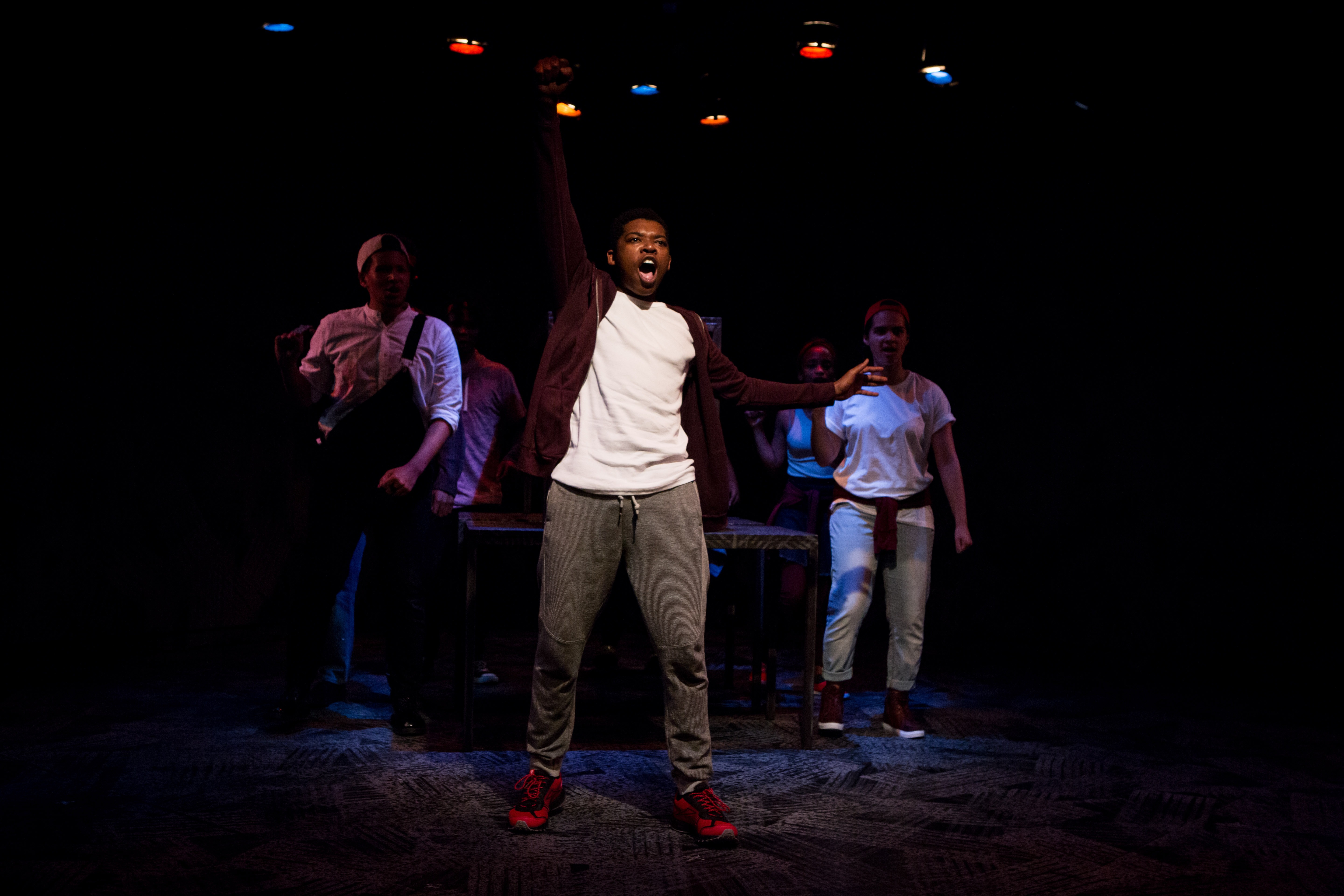Review: THE FALL, Royal Court Image