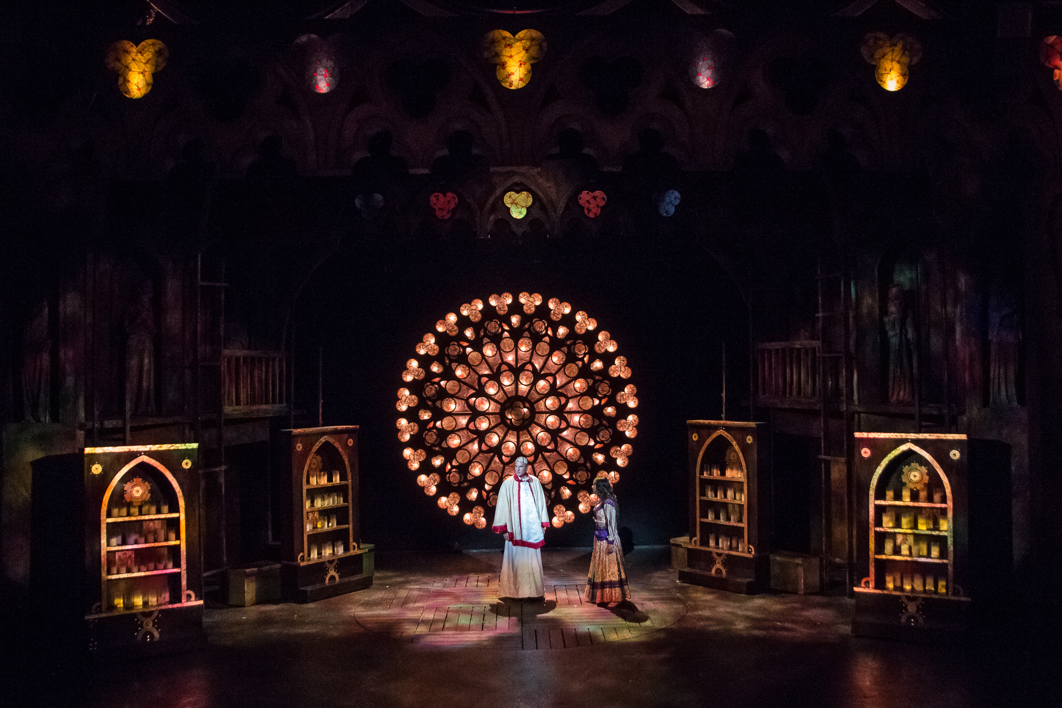 Review: THE HUNCHBACK OF NOTRE DAME at Aurora Theatre And Theatrical Outfit Image
