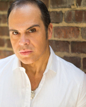 ON YOUR FEET!'s Eliseo Roman Joins Jessica Rekos Foundation Benefit at Feinstein's/54 Below Image