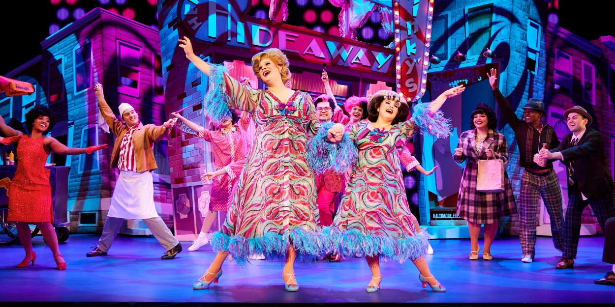 Review: HAIRSPRAY at Paramount Theater  Image