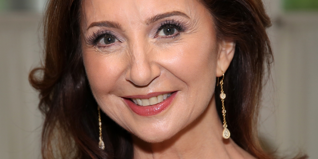 Tony Winner Donna Murphy Joins HBO Max&rsquo;s GOSSIP GIRL Reboot