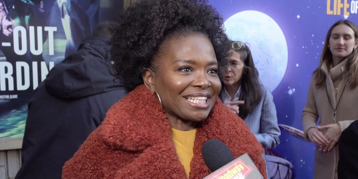 Video: Stars Walk the Red Carpet for Opening Night of LIFE OF PI