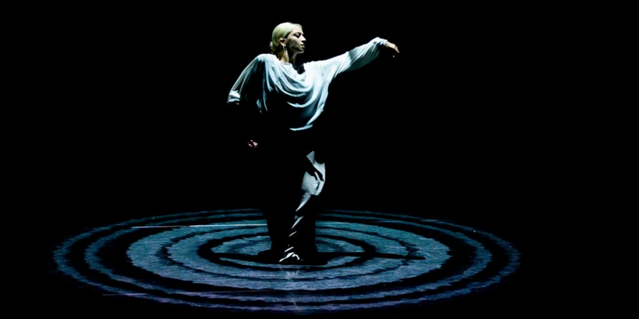 Review RUSSELL MALIPHANT DANCE COMPANY SILENT LINES, Sadler's Wells