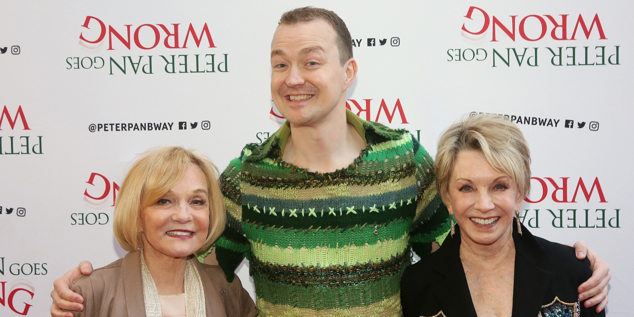 Photos: On the Red Carpet of PETER PAN GOES WRONG Opening Night Photo