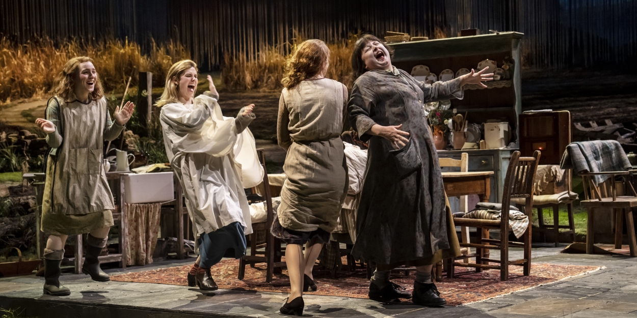 Review: DANCING AT LUGHNASA, National Theatre - Vimarsana News