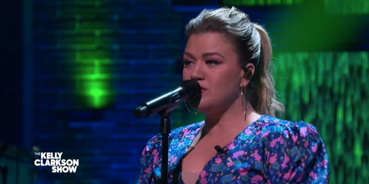 VIDEO: Kelly Clarkson Covers 'Maybe It Was Memphis' Video
