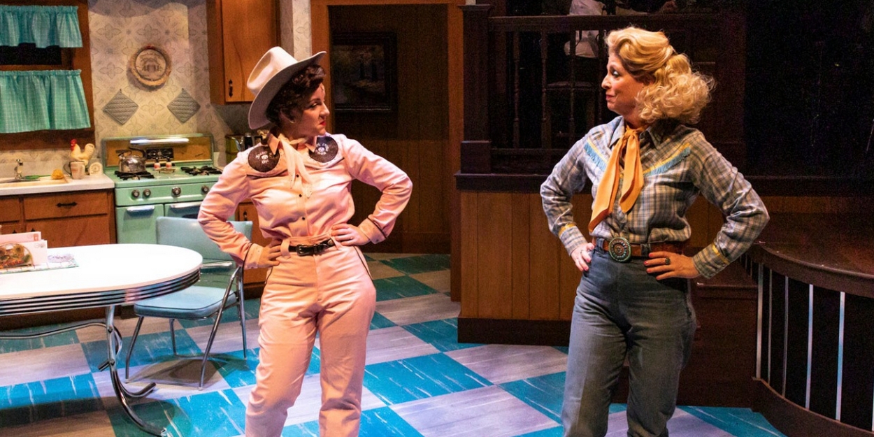 Review: ALWAYS...PATSY CLINE at The Phoenix Theatre Company 