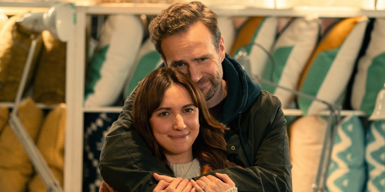 Apple TV+ Announces TRYING Season Three Premiere Starring Rafe Spall and Esther Smith  Image