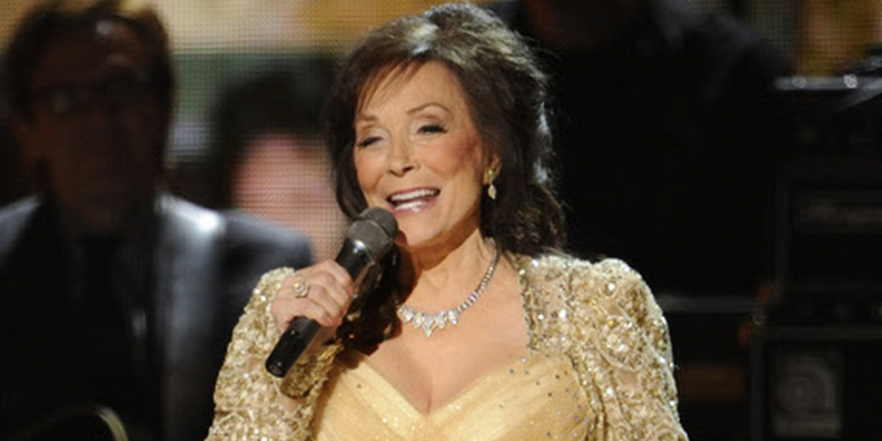 Loretta Lynn, Singer & Coal Miner's Daughter, Passes Away at 90 