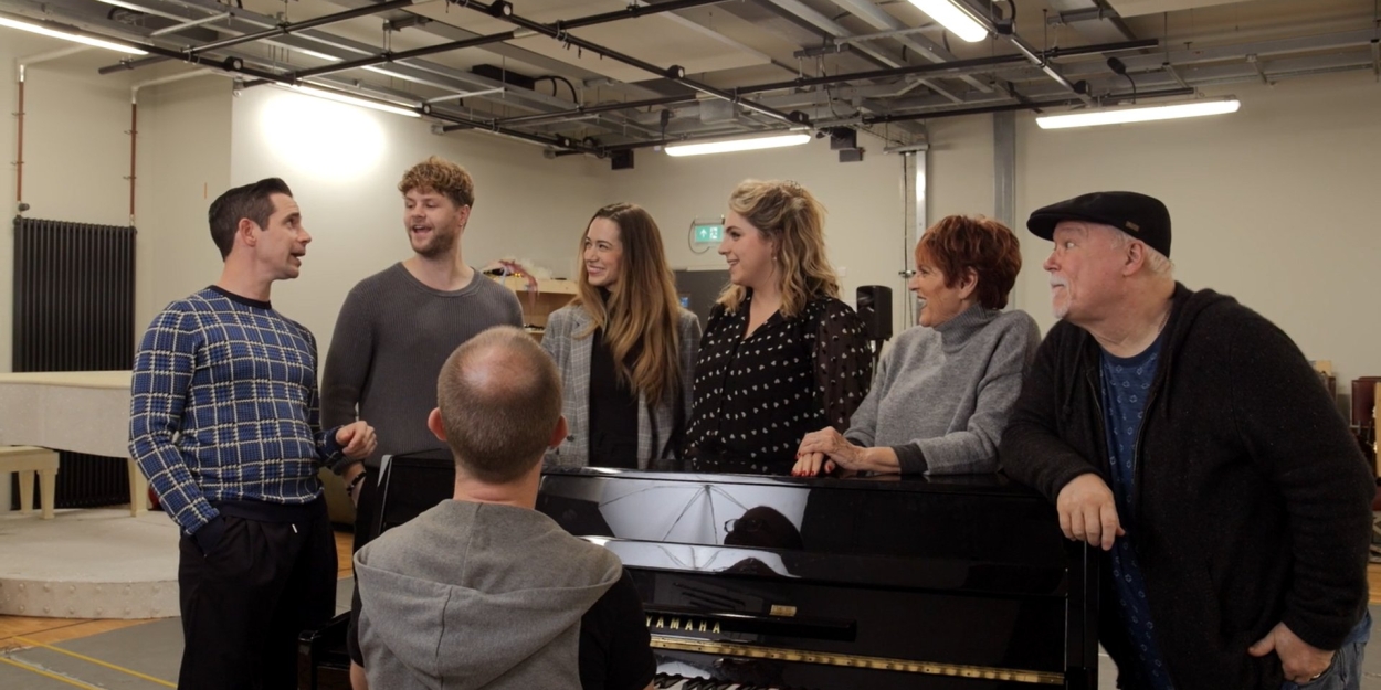 Video: First Look Inside Rehearsals for WHITE CHRISTMAS UK Tour Video