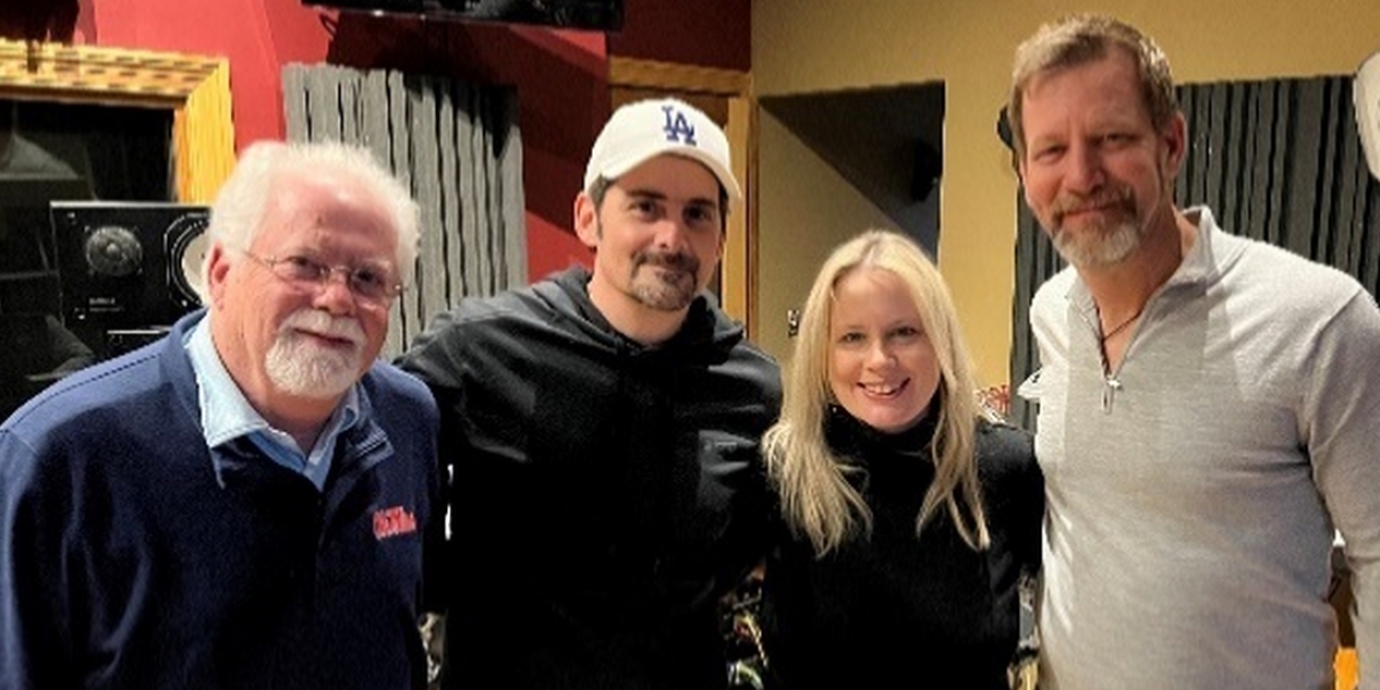 Brad Paisley Inks Deal with Universal Music Group Nashville 