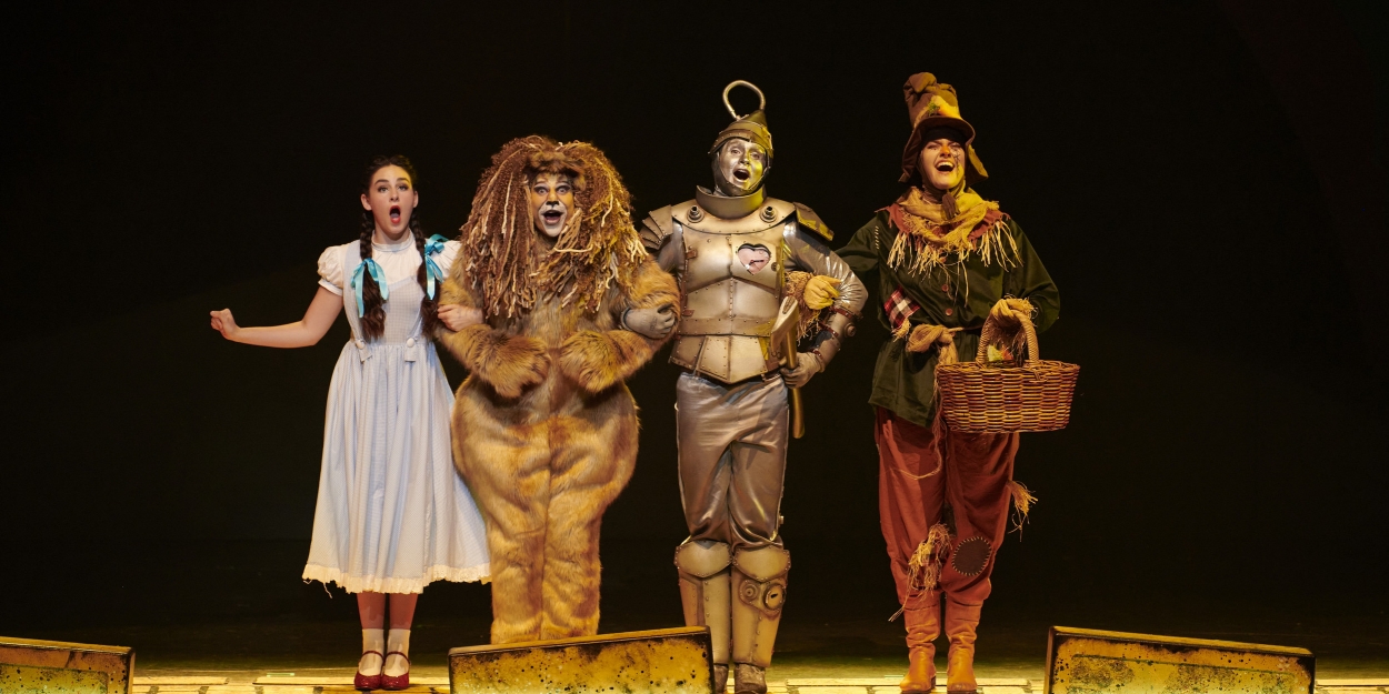 Review THE WIZARD OF OZ at Crown Theatre