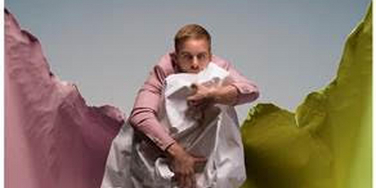 VIDEO: Watch Tom Goss' Music Video for 'Québec,' Featuring MEAN GIRLS Actor Daniel… Video